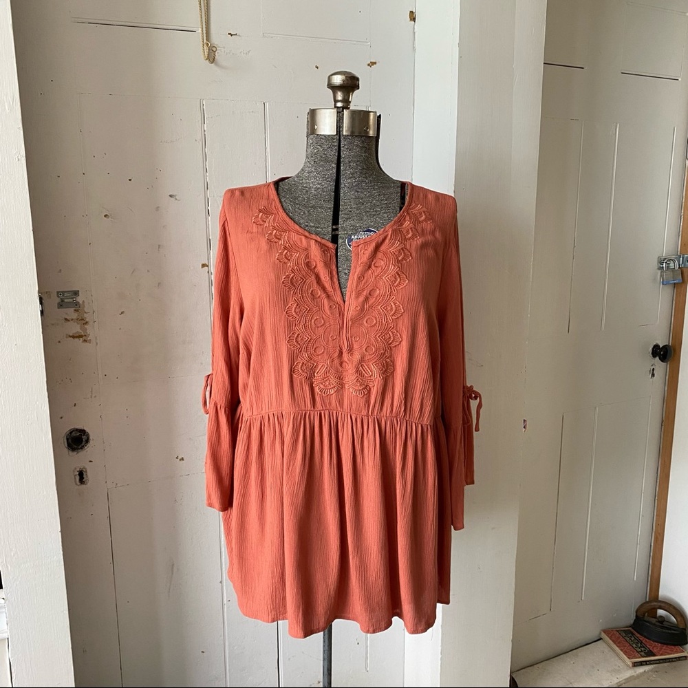 Torrid NWT Spice Embroidered Peasant Top